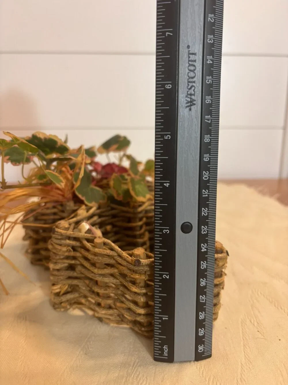 VTG Woven Floral Vine Three Connected Hearts Rustic Floral and Ivy with Birds
